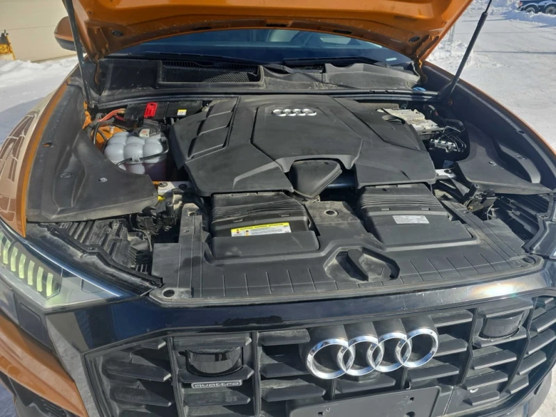Audi Q8 Technik * CARFAX* ОБДУХВАНЕ* ДИСТРОНИК, снимка 13 - Автомобили и джипове - 53287640