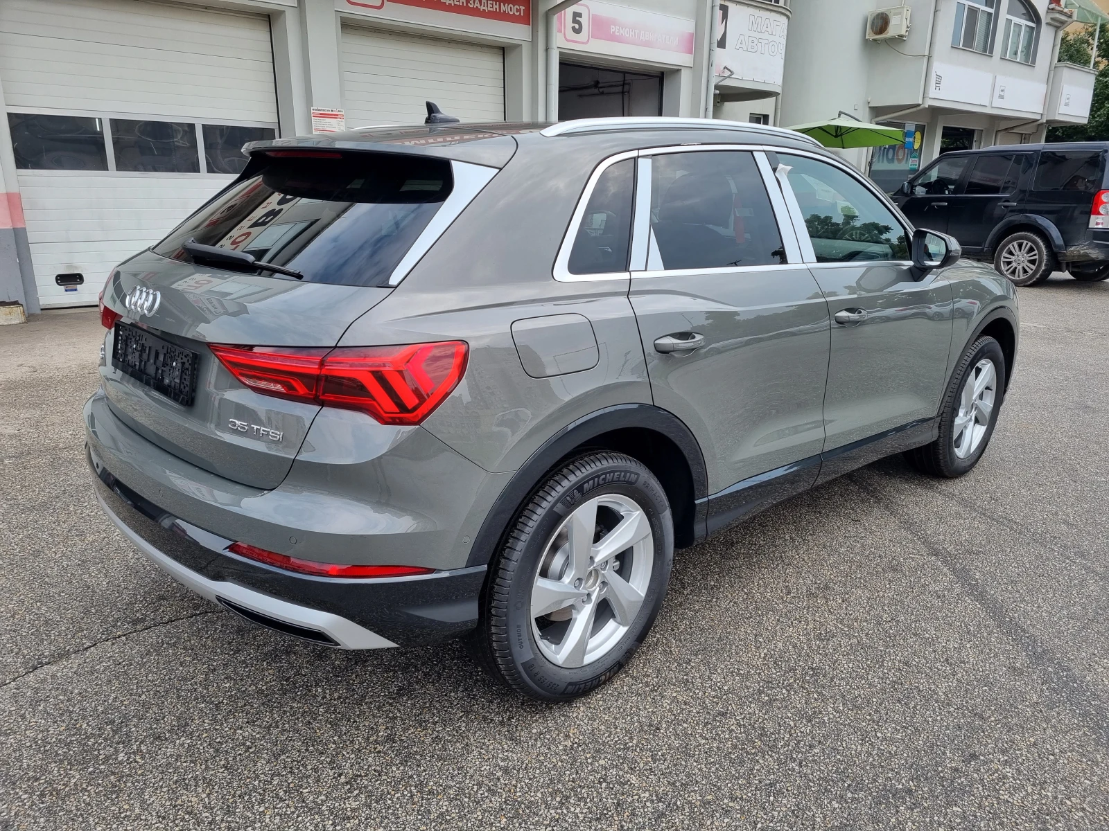 Audi Q3 35 TFSI-HOB!!!Гаранция!!! - изображение 5