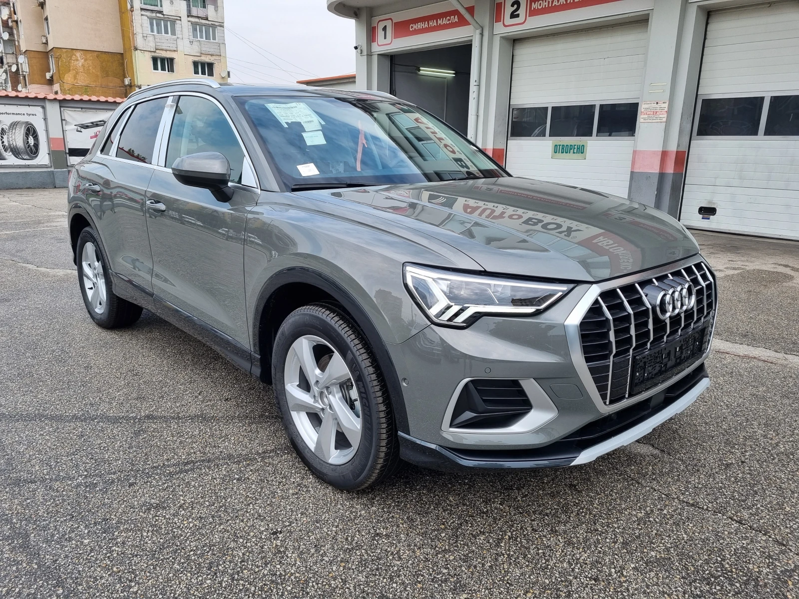 Audi Q3 35 TFSI-HOB!!!Гаранция!!! - изображение 7