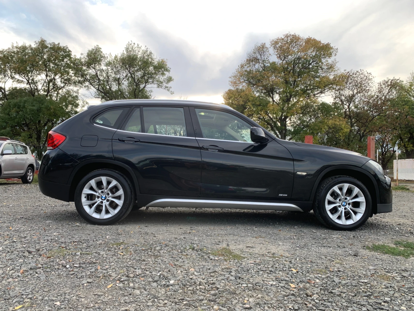 BMW X1 (E84)sDrive Futura 1.8d(143к.с)Automatic 6-Speed - изображение 4