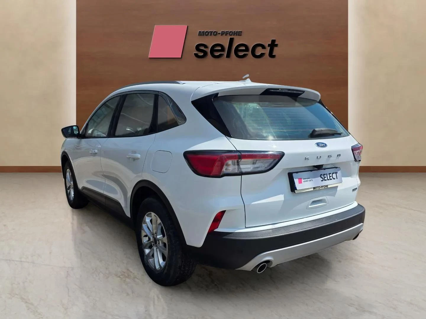 Ford Kuga 2.5 FHEV - изображение 3