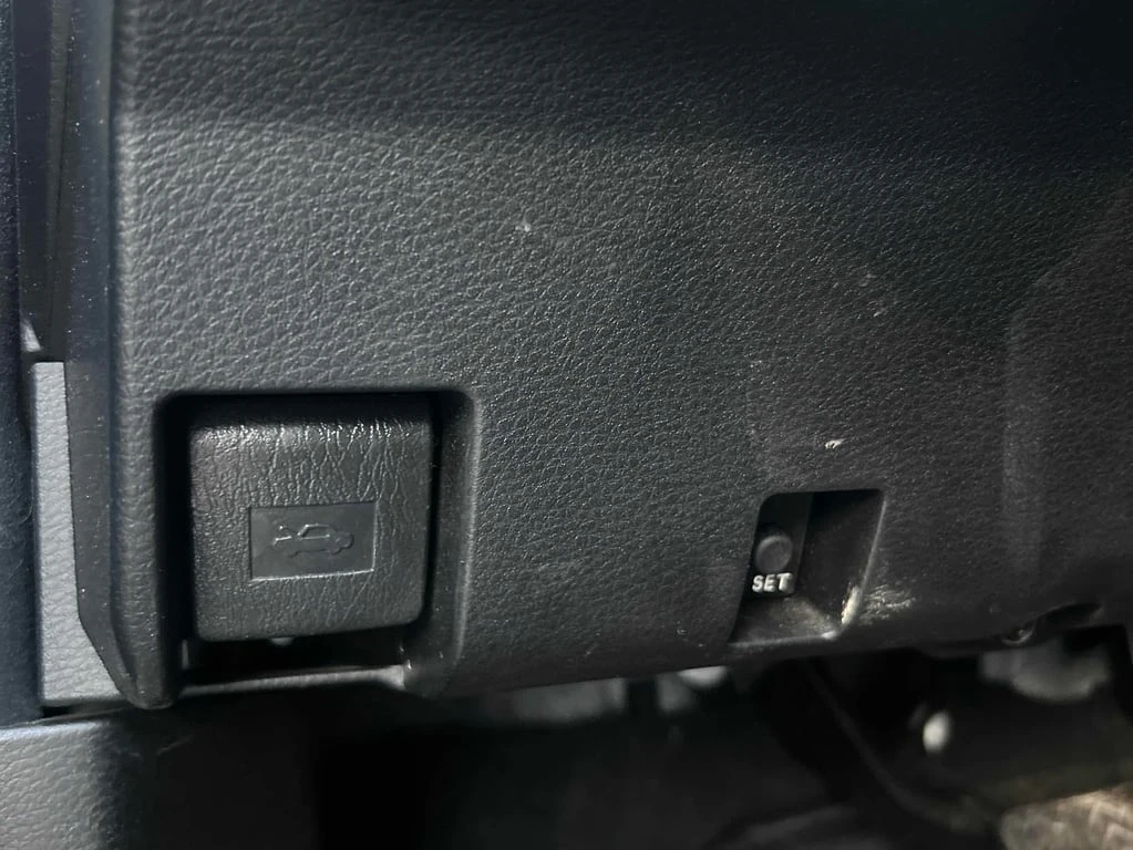 Toyota Tacoma * 4x4 Double Cab Auto * CARFAX * ��� ������������  | Mobile.bg � ����������� 16