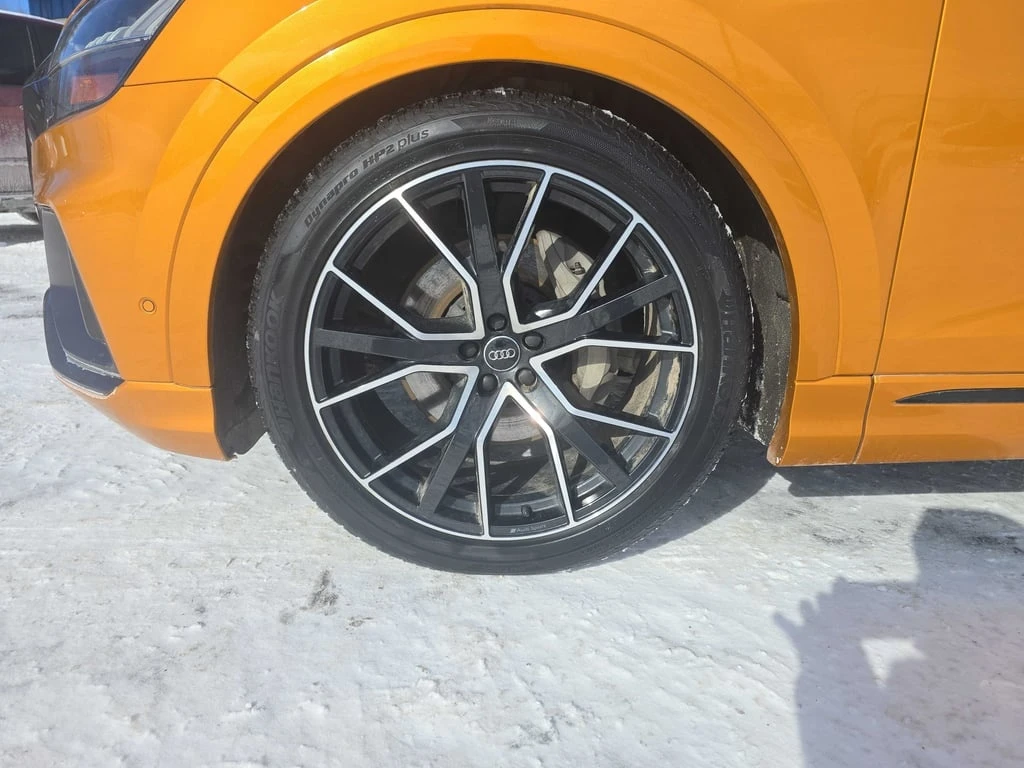 Audi Q8 Technik * CARFAX* ОБДУХВАНЕ* ДИСТРОНИК - изображение 6