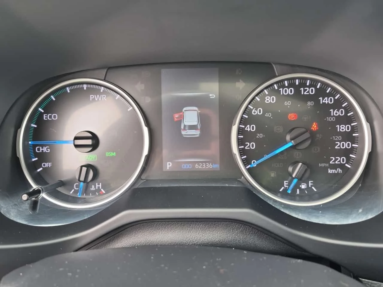 Toyota Rav4 HYBRID XLE  CARFAX, снимка 9 - Автомобили и джипове - 53715360