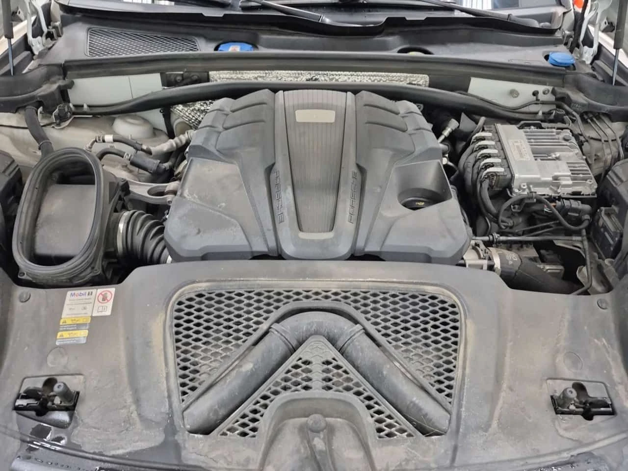 Porsche Macan S | ОБДУХВАНЕ| ПАНОРАМА| 2 КЛЮЧА| CARFAX| , снимка 15 - Автомобили и джипове - 54070585