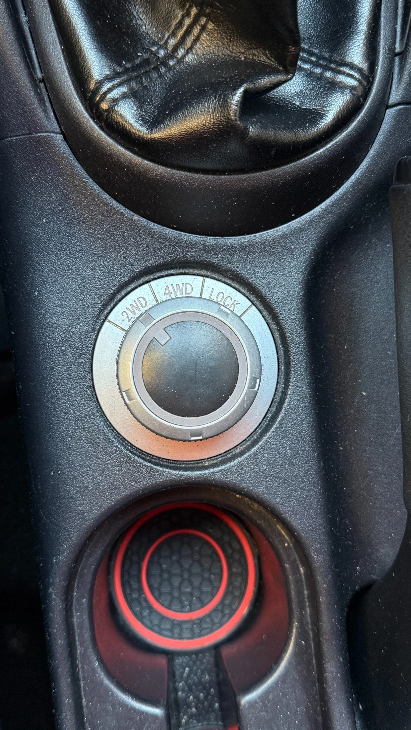 Citroen C-Crosser 2.2, снимка 9 - Автомобили и джипове - 54346708