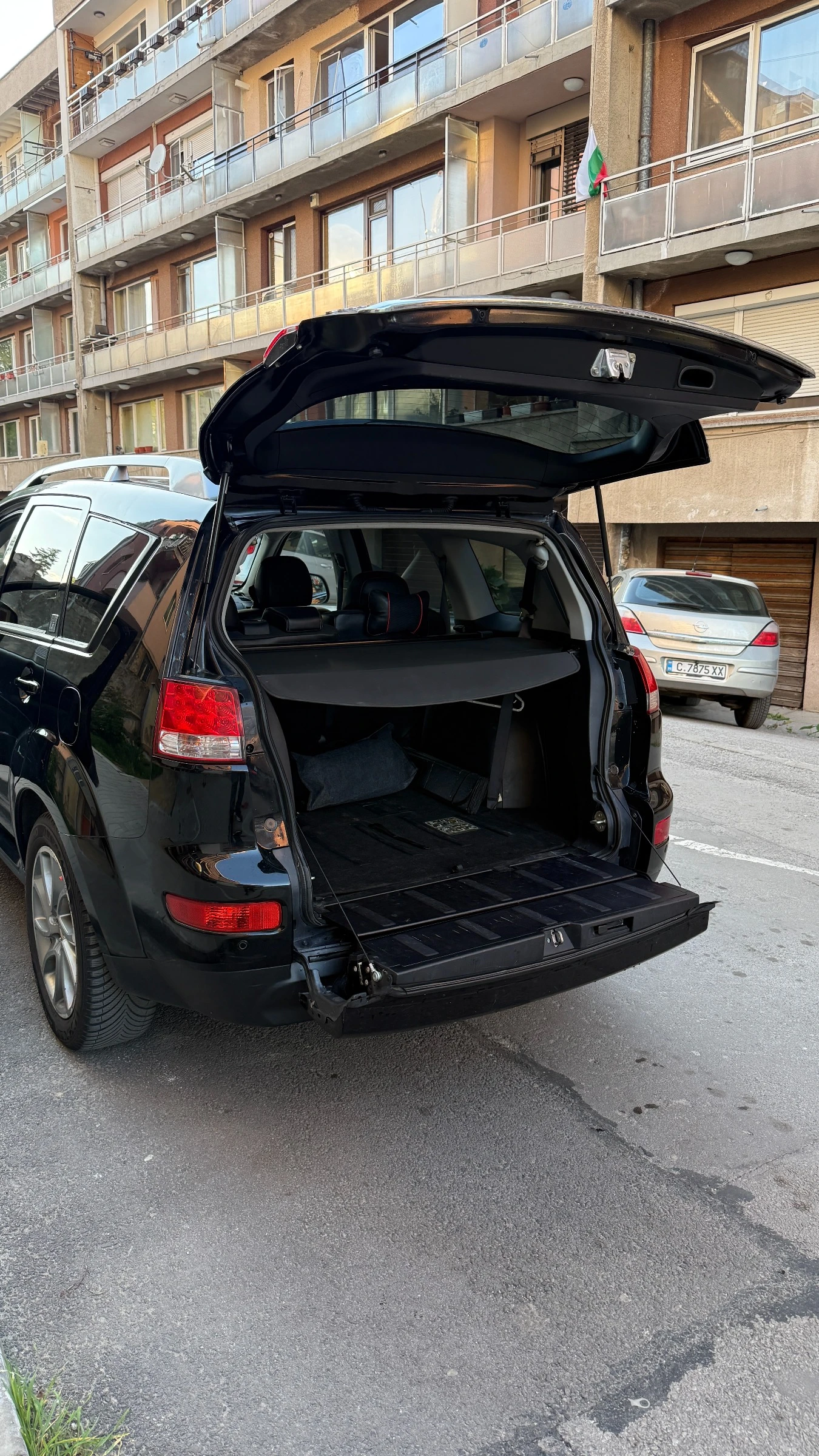 Citroen C-Crosser 2.2, снимка 7 - Автомобили и джипове - 54346708