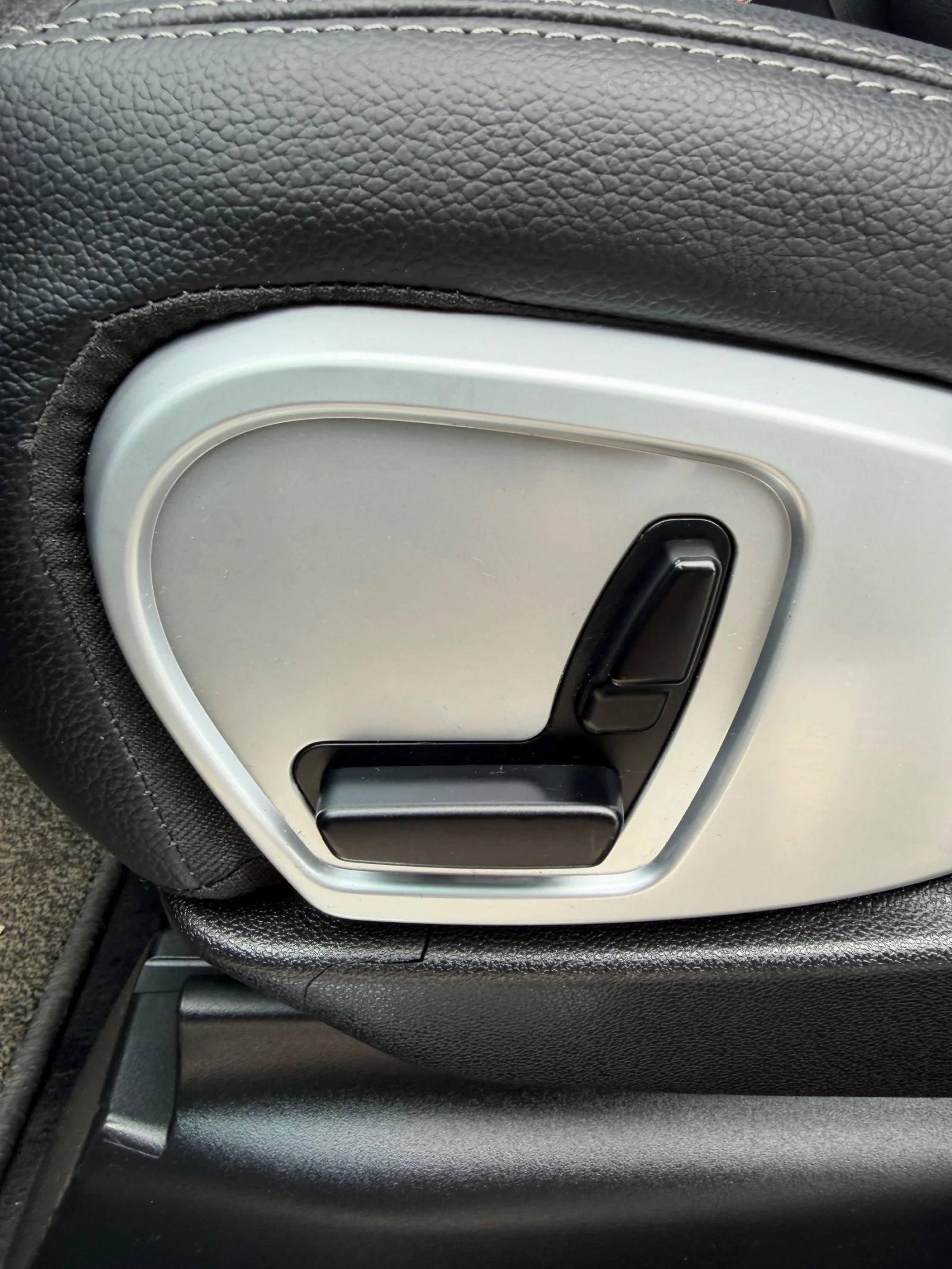 Mercedes-Benz ML 320 Mercedes ML 320 CDI 4MATIC, снимка 12 - Автомобили и джипове - 54610105