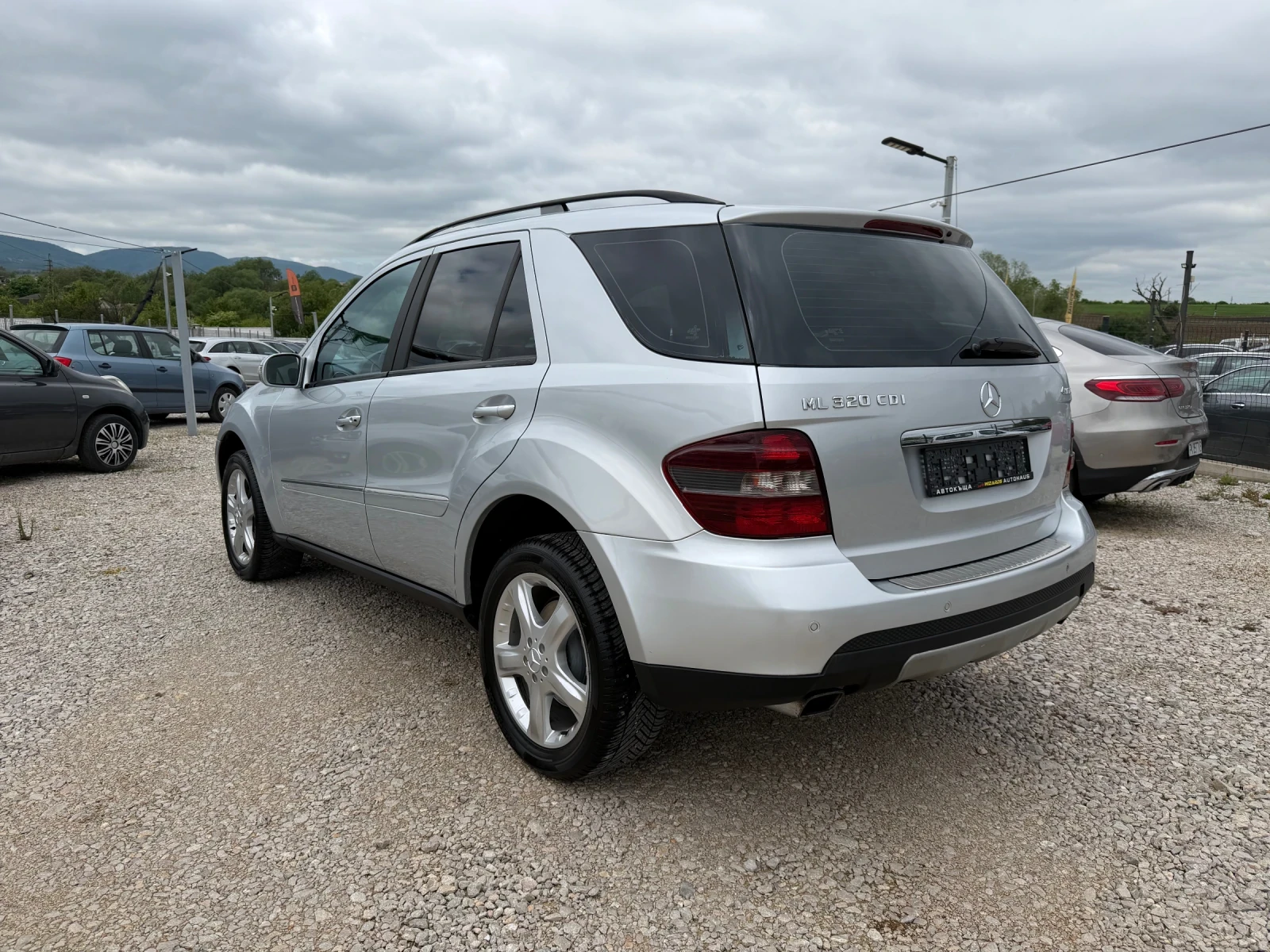 Mercedes-Benz ML 320 Mercedes ML 320 CDI 4MATIC, снимка 5 - Автомобили и джипове - 54610105