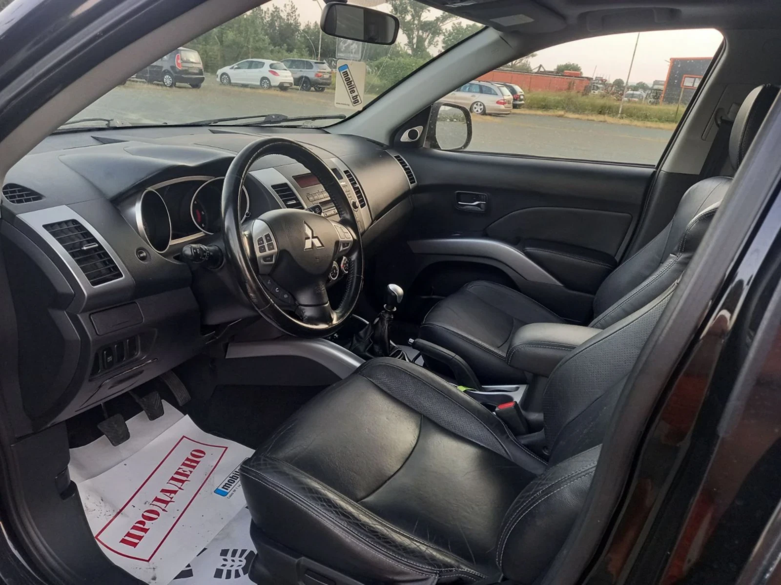 Mitsubishi Outlander 2.0 4x4 КОЖА, снимка 7 - Автомобили и джипове - 54795293