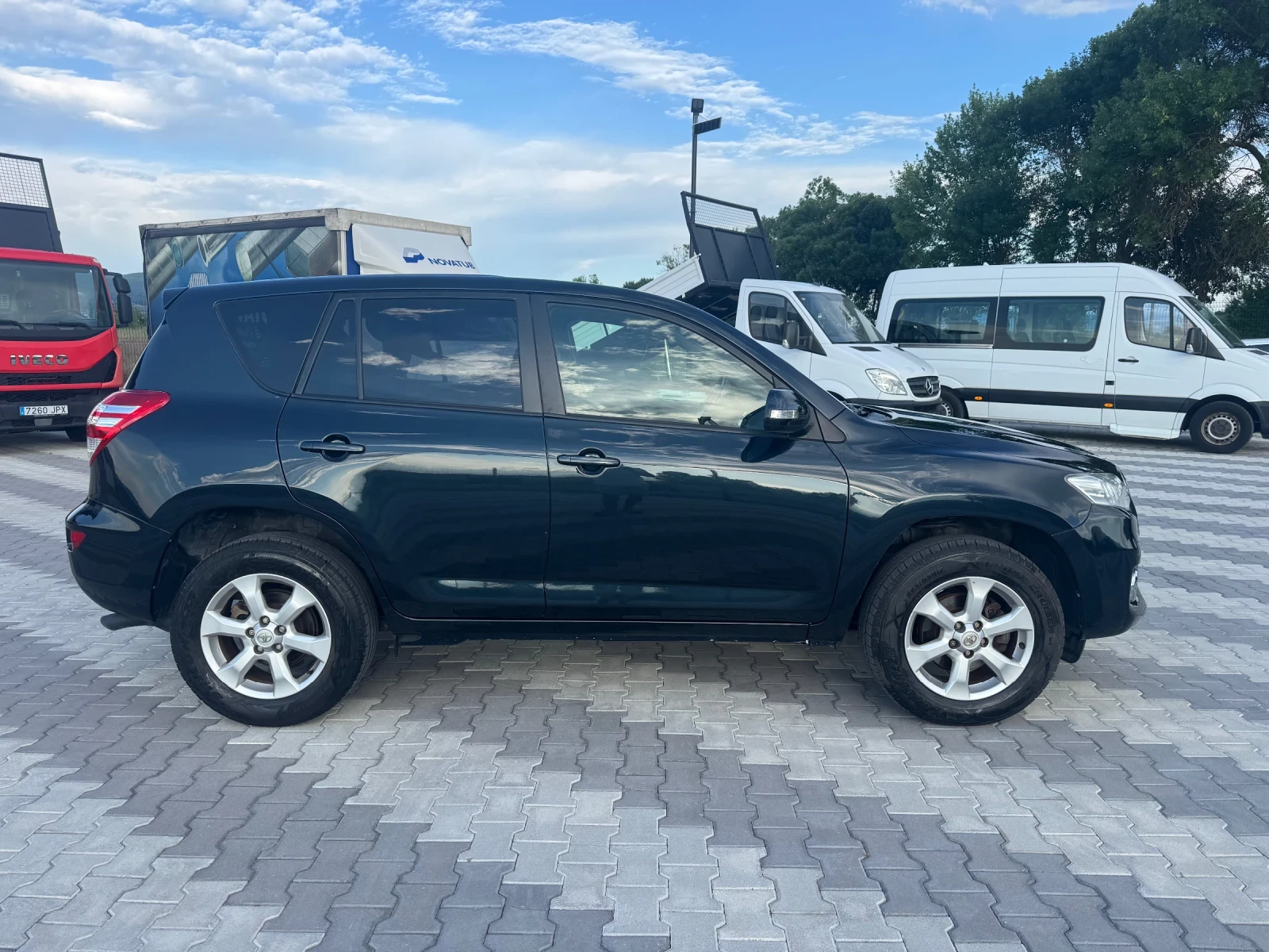 Toyota Rav4 D-4D 150k.c 4x4, снимка 4 - Автомобили и джипове - 55124221
