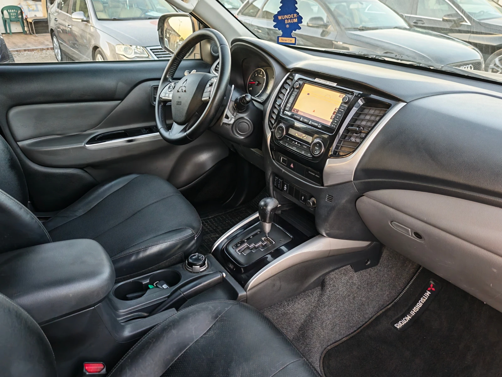 Mitsubishi L200 2.4 дизел 4х4, снимка 12 - Автомобили и джипове - 55958768