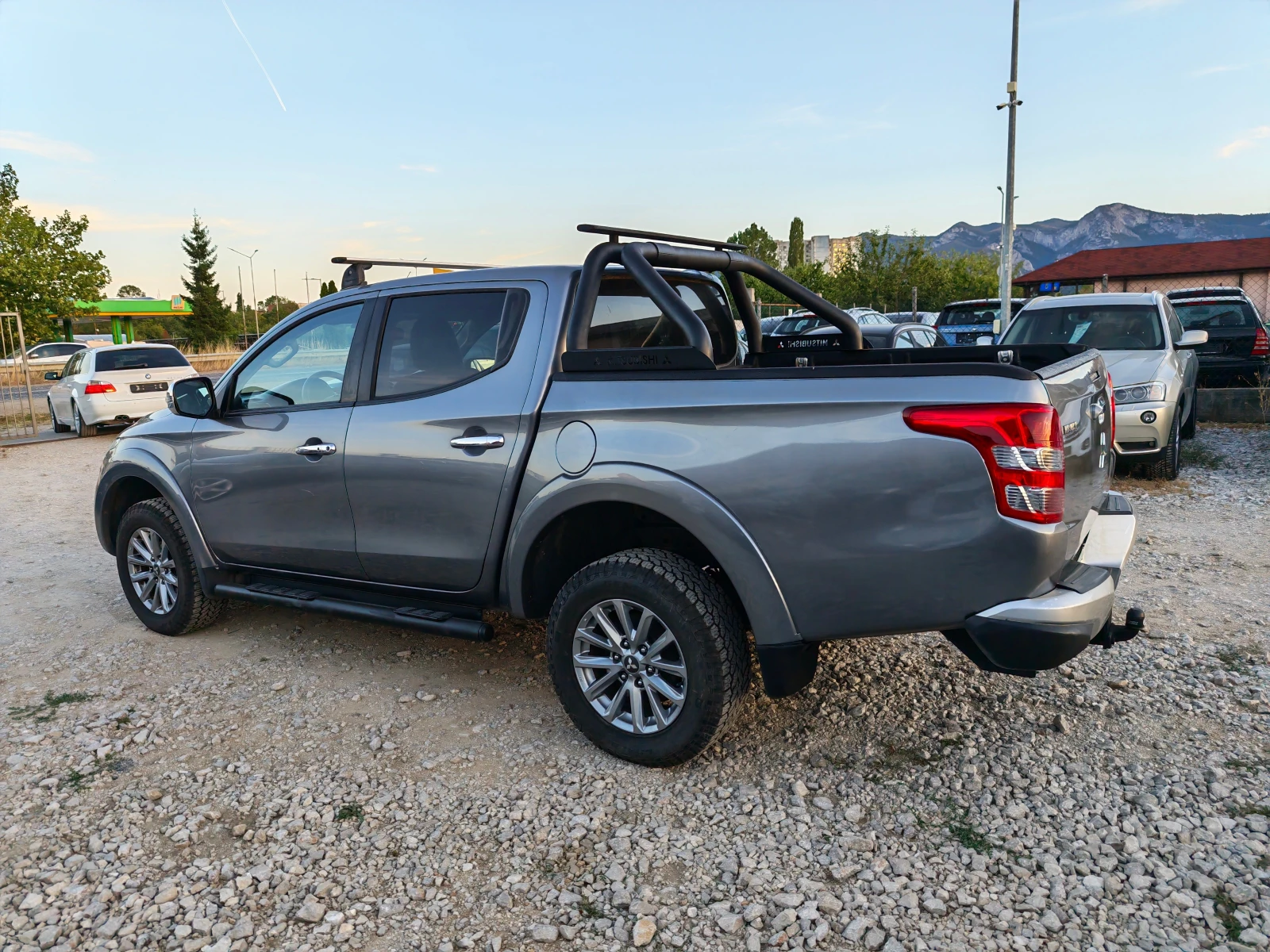 Mitsubishi L200 2.4 дизел 4х4, снимка 8 - Автомобили и джипове - 55958768