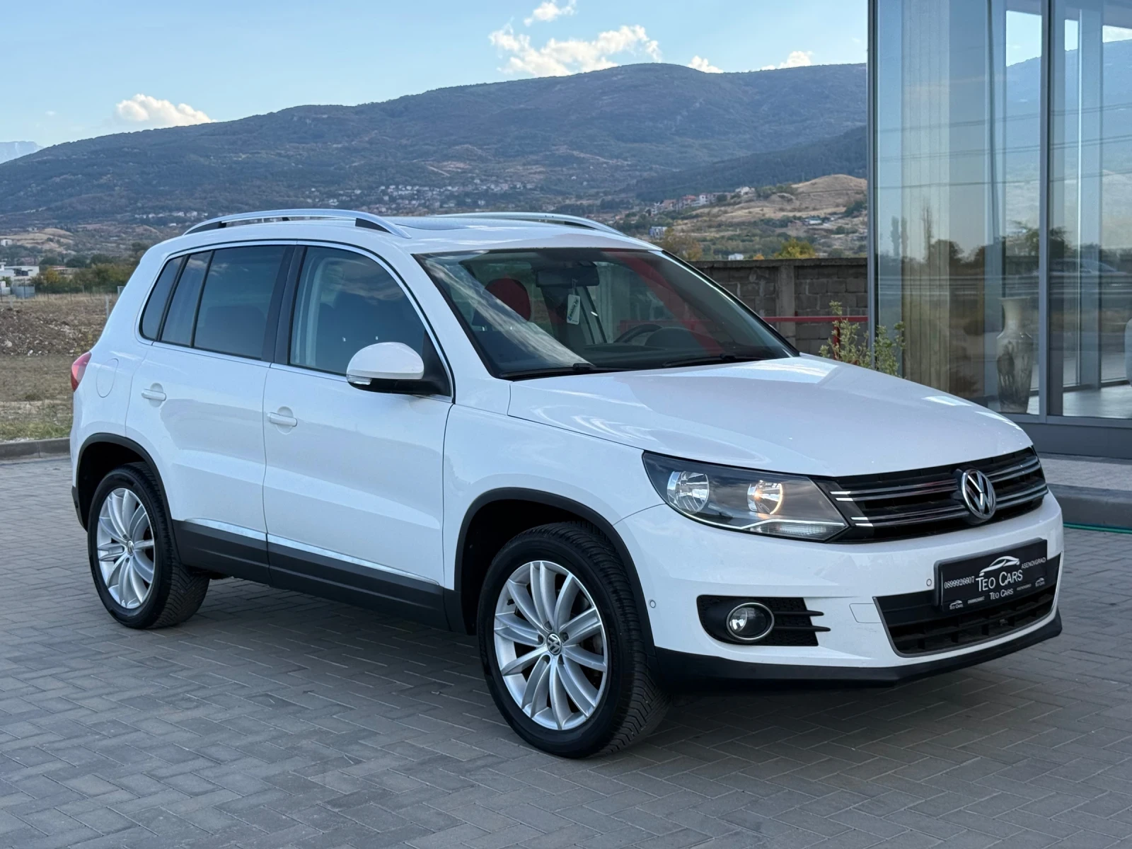 VW Tiguan 2.0 TDI 140�.� 4MOTION / HIGHLINE / PANORAMA  | Mobile.bg � ����������� 3