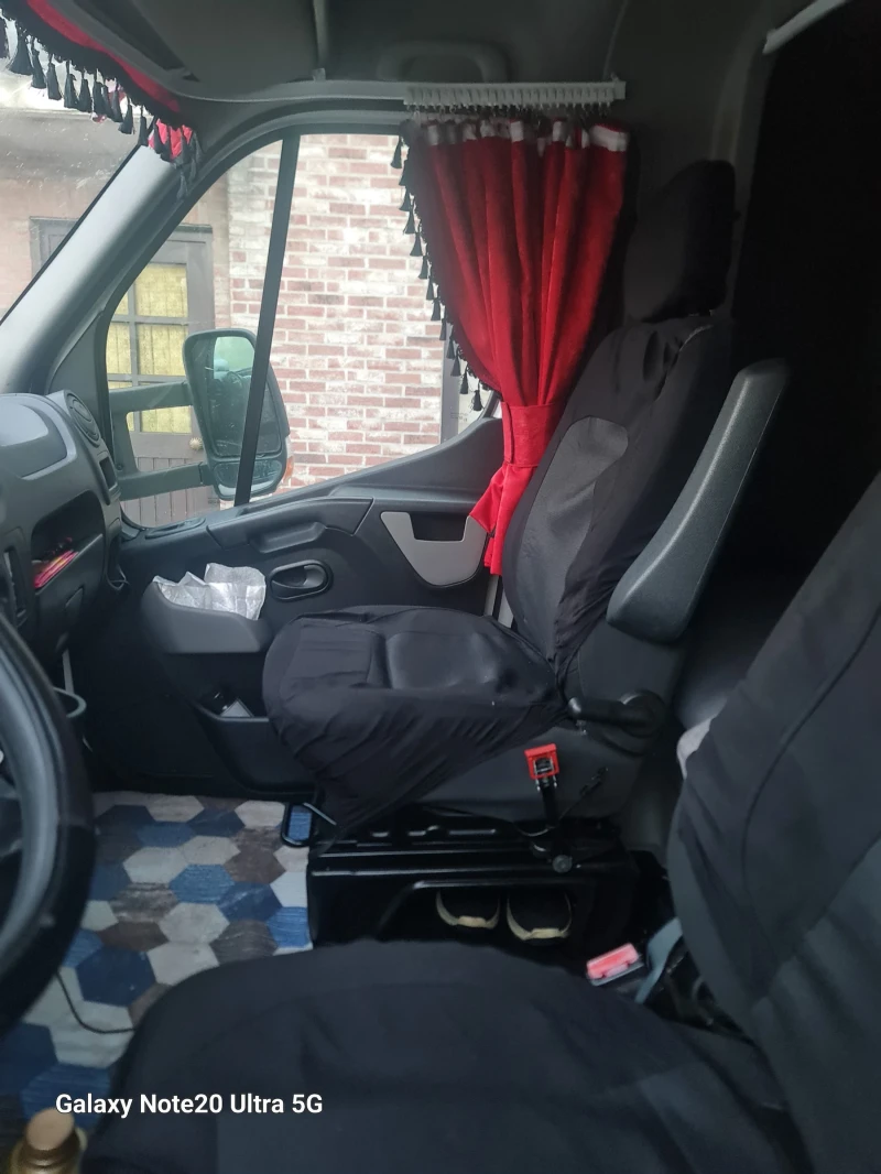 Renault Master, снимка 2 - Бусове и автобуси - 52920936