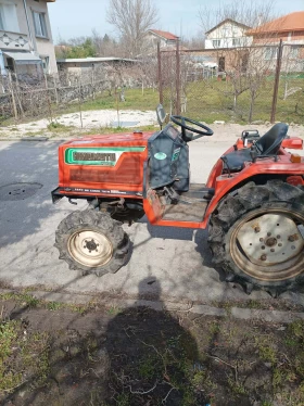 Трактор Hinomoto N200, снимка 2