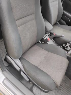 Toyota Avensis D4D, снимка 13