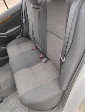 Toyota Avensis D4D, снимка 14