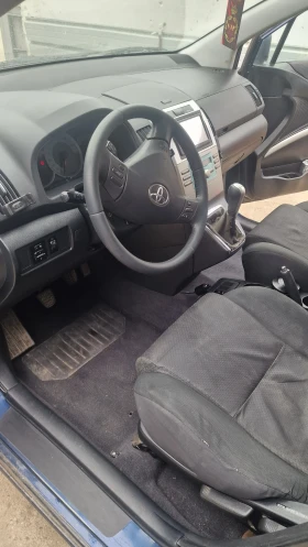 Toyota Corolla verso, снимка 11