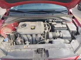 Hyundai Elantra 2.0l Value Edition, снимка 10