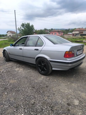 BMW 318, снимка 6