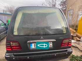 Mercedes-Benz E 220 CDI, снимка 2