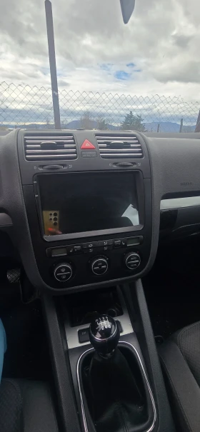 VW Golf - 2500 € / 4889.57 лв. - 30212901 3