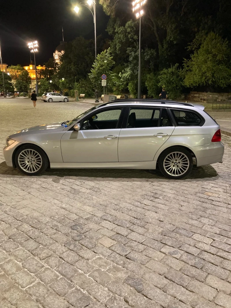 BMW 320, снимка 3 - Автомобили и джипове - 46920506