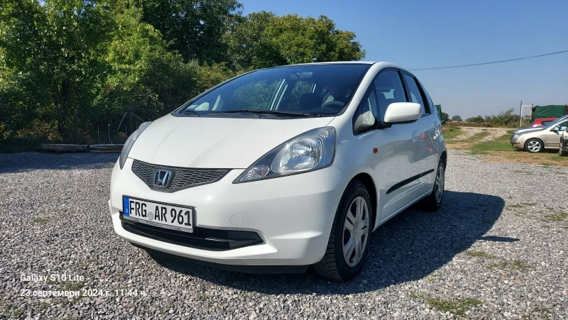 Honda Jazz 1.3 бенэин 95 кс, снимка 1 - Автомобили и джипове - 47450178