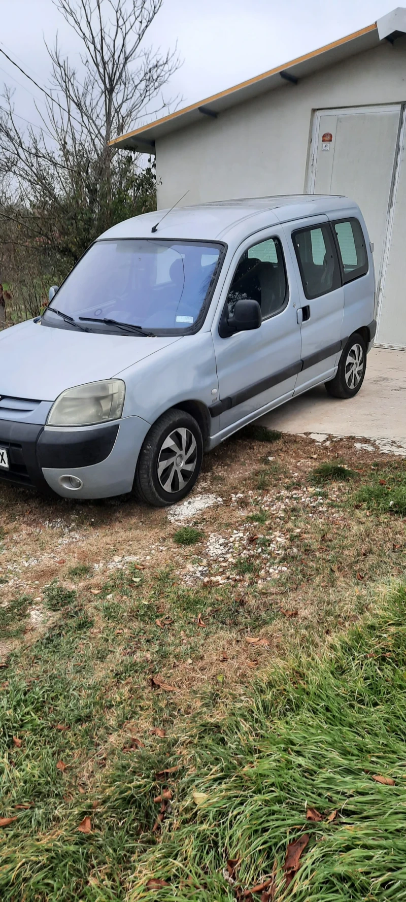 Peugeot Partner 2.0 HDI, снимка 2 - Автомобили и джипове - 47942461