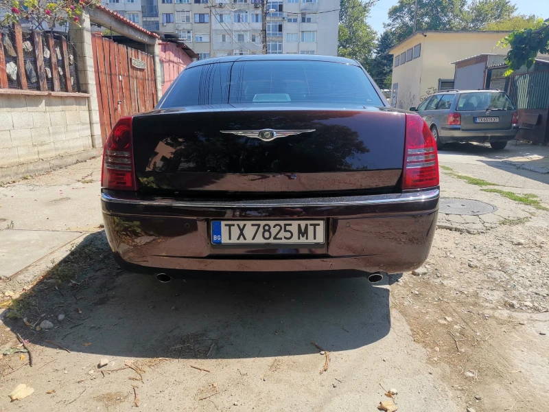 Chrysler 300c, снимка 6 - Автомобили и джипове - 47970101