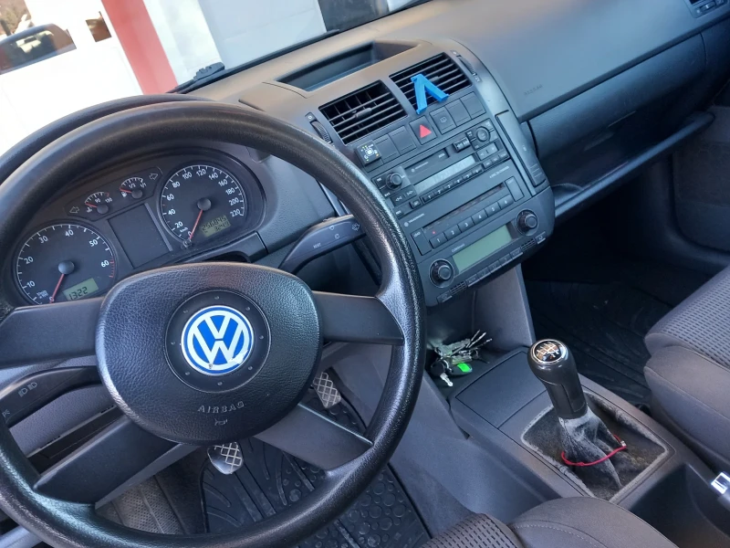 VW Polo 1.4 16v, снимка 10 - Автомобили и джипове - 48335814