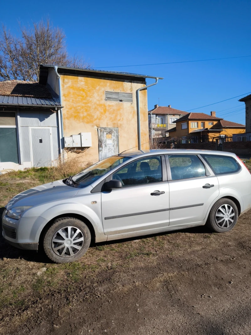 Ford Focus, снимка 6 - Автомобили и джипове - 48378710