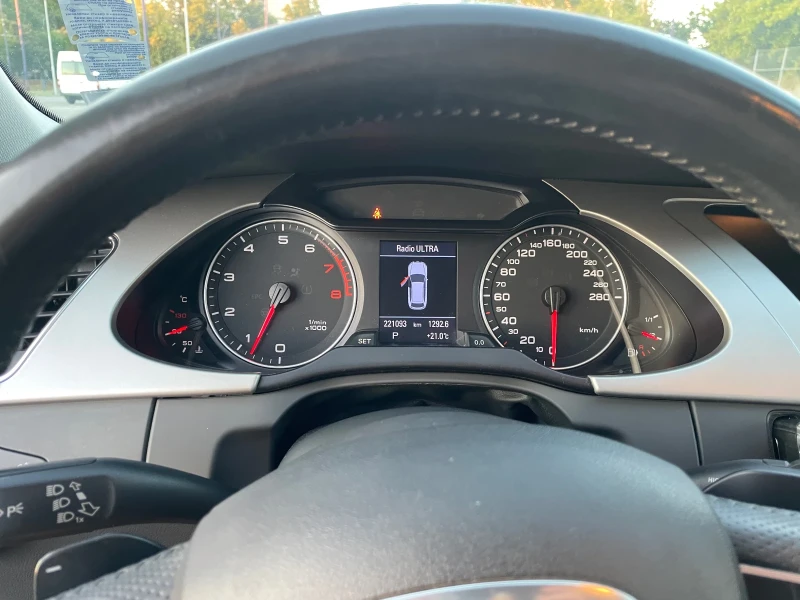 Audi A4 Avant 1.8t TFSI 160 k.c., снимка 8 - Автомобили и джипове - 52511333