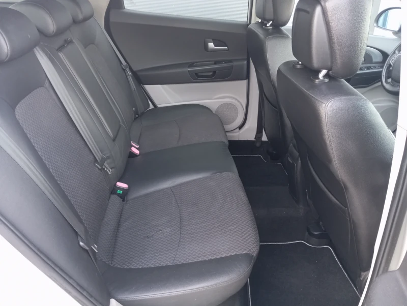 Kia Ceed ЛИЗИНГ , снимка 10 - Автомобили и джипове - 52238012