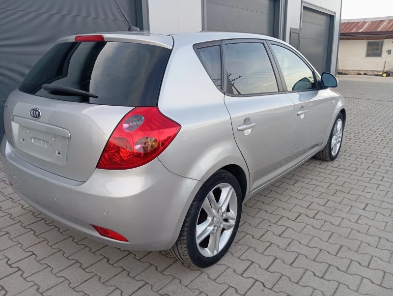 Kia Ceed ЛИЗИНГ , снимка 6 - Автомобили и джипове - 52238012