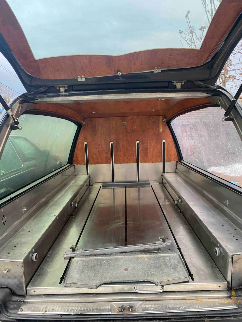 Mercedes-Benz E 220 CDI, снимка 3 - Автомобили и джипове - 52729381