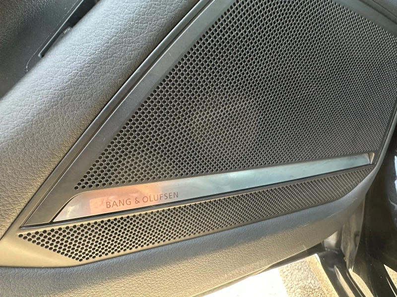 Audi A6 50TDI Quattro* Matrix* 360cam* 3xS-Line* B&O, снимка 13 - Автомобили и джипове - 52837316