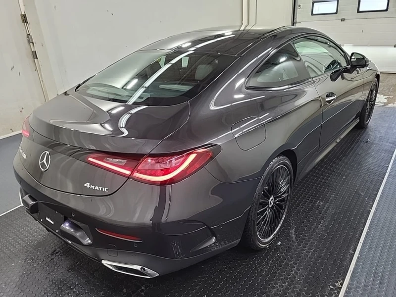 Mercedes-Benz CLE * 300 * CARFAX * БЕЗ ПЪРВОНАЧАЛНА ВНОСКА, снимка 16 - Автомобили и джипове - 52950783
