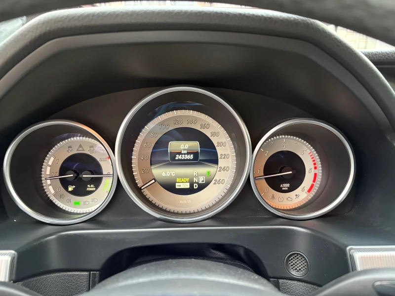 Mercedes-Benz E 300 HYBRID НОВ ВНОС ОТ ФРАНЦИЯ, снимка 8 - Автомобили и джипове - 53099111