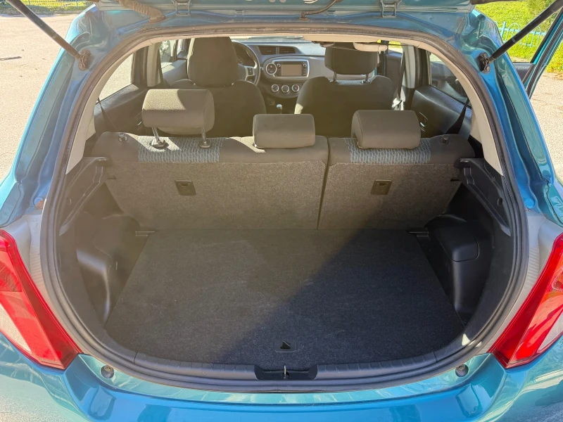 Toyota Yaris 1.33 NAVI/CAMERA/BLUETOOTH, снимка 15 - Автомобили и джипове - 53141575