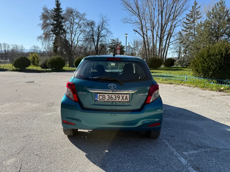 Toyota Yaris 1.33 NAVI/CAMERA/BLUETOOTH, снимка 5 - Автомобили и джипове - 53141575