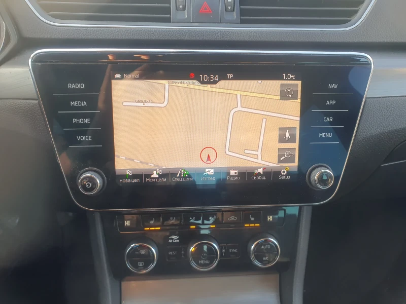 Skoda Superb 2.0TDI, снимка 14 - Автомобили и джипове - 53517145