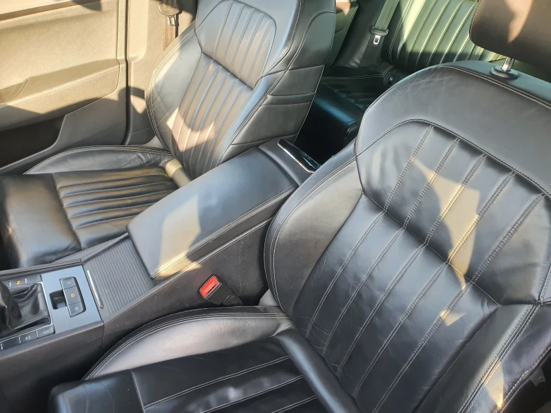 Skoda Superb 2.0TDI, снимка 17 - Автомобили и джипове - 53517145