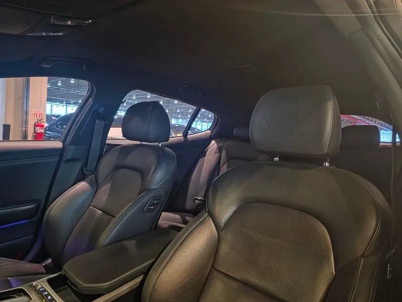 Kia Stinger 2.0 TURBO 2WD PLATINUM, снимка 12 - Автомобили и джипове - 55221926