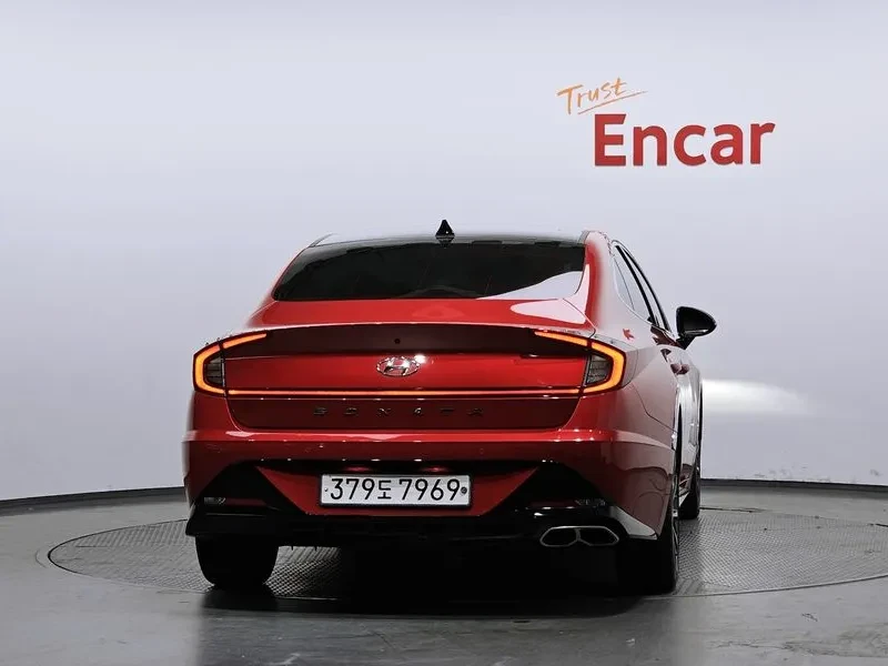 Hyundai Sonata 1.6 Turbo Premium Family, снимка 4 - Автомобили и джипове - 55937059