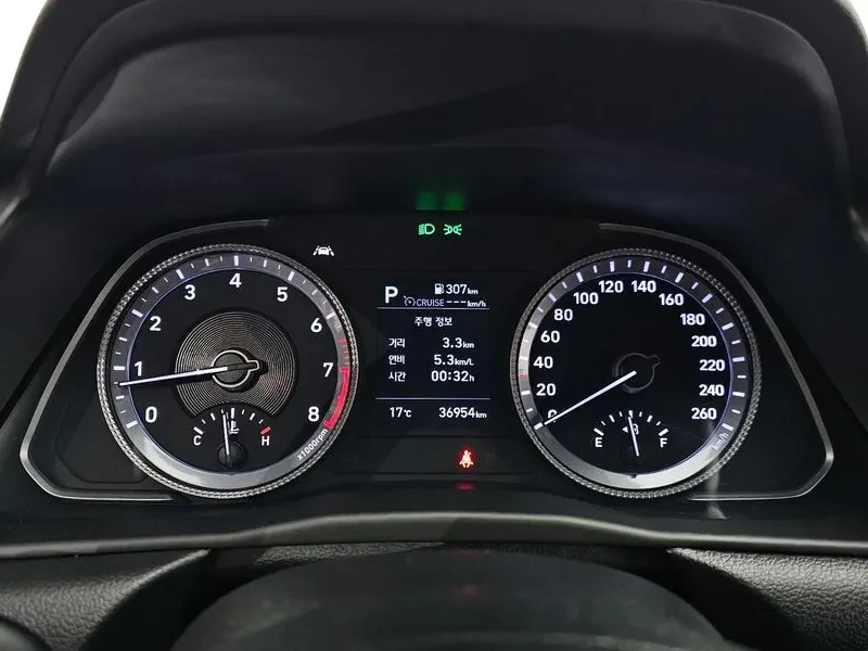 Hyundai Sonata 1.6 Turbo Premium Family, снимка 8 - Автомобили и джипове - 55937059