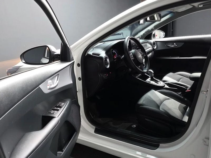 Kia K3 1.6 Automatic | Mobile.bg � ����������� 10