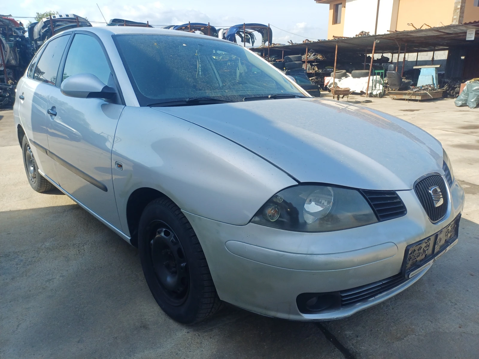 Seat Ibiza 1.2 64 к.с., снимка 5 - Автомобили и джипове - 51650592