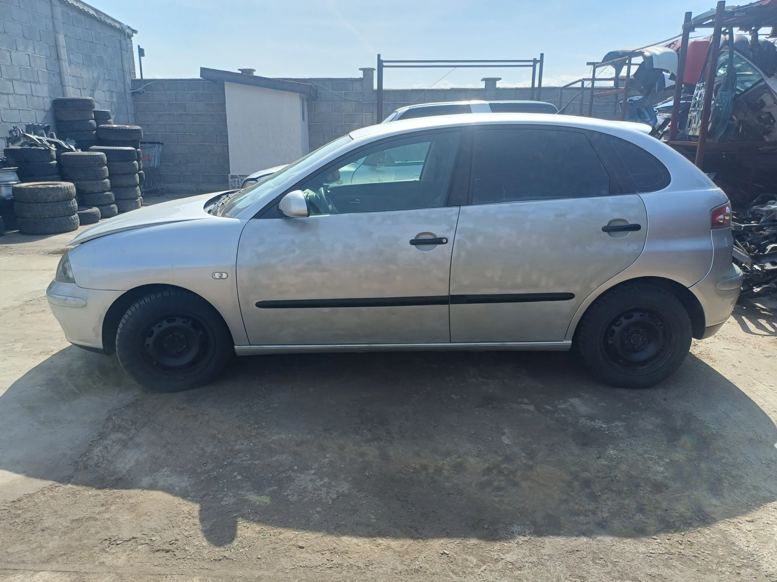 Seat Ibiza 1.2 64 к.с., снимка 4 - Автомобили и джипове - 51650592